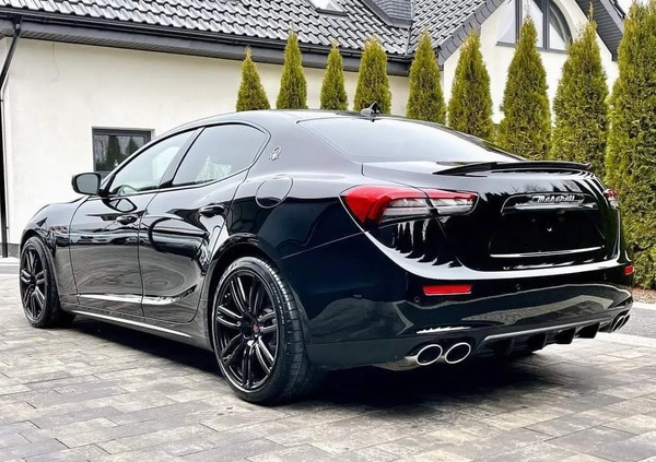 maserati Maserati Ghibli cena 190000 przebieg: 45000, rok produkcji 2017 z Płock